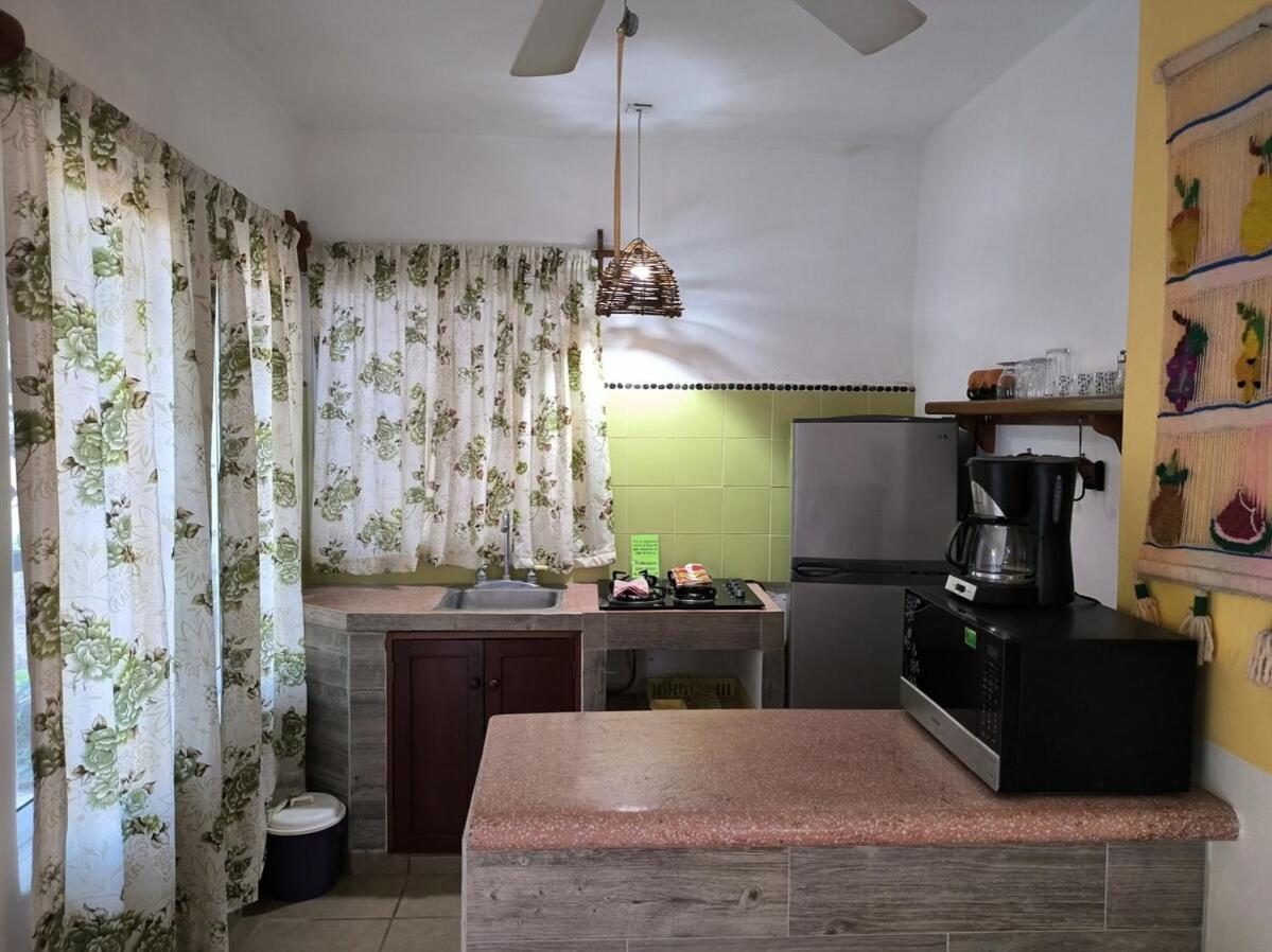 Bungalows Teka Zihuatanejo Zewnętrze zdjęcie